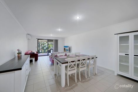 Property photo of 2/10 Cauchi Court Avoca QLD 4670
