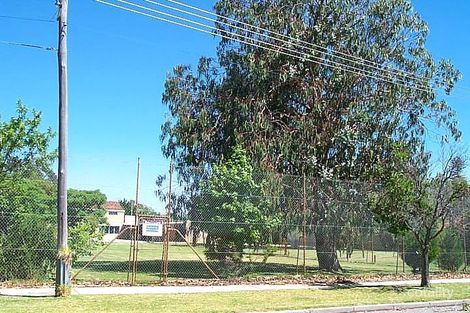 28 Oswald St, Victoria Park, WA 6100