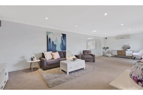 Property photo of 7 Shannon Parade Berkeley Vale NSW 2261