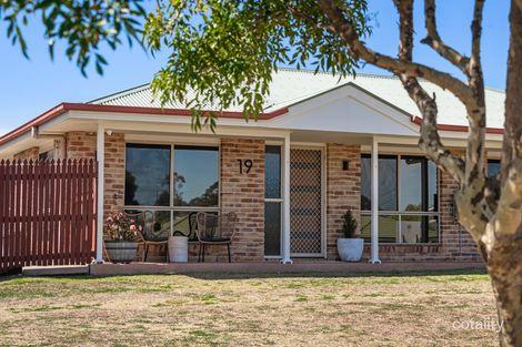 Property photo of 19 Westfield Drive Westbrook QLD 4350
