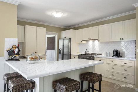 Property photo of 7 Arapilles Drive Templestowe Lower VIC 3107