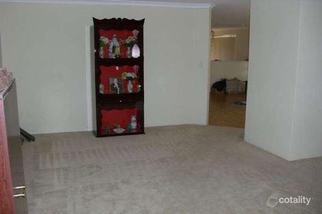 Property photo of 11 Glenmaggie Circuit Success WA 6164