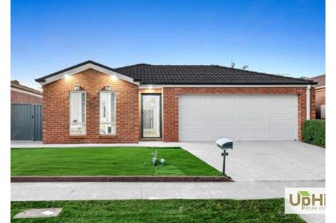 35 Archers Field Dr, Cranbourne East, VIC 3977