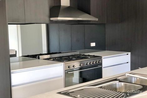 Property photo of 3 Pipping Way Spring Farm NSW 2570