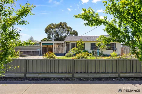 Property photo of 36 Westmere Crescent Coolaroo VIC 3048