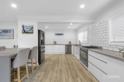 Property photo of 1 Saint Ives Court Karana Downs QLD 4306