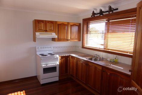 Property photo of 11 Christina Close Parkes NSW 2870