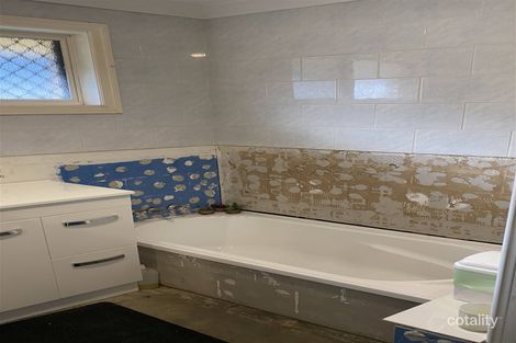 Property photo of 5 Sacha Place Carrara QLD 4211