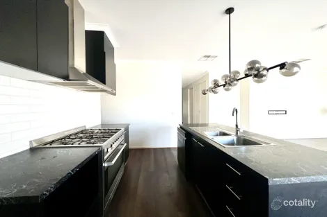 Property photo of 21 Hemsworth Street Donnybrook VIC 3064