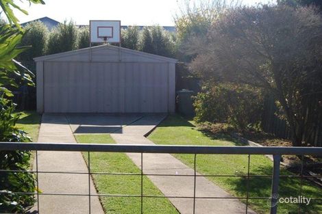 Property photo of 22 Tanjil Grove Lakes Entrance VIC 3909