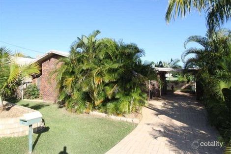 9 Walls St, Norman Gardens, QLD 4701