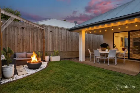 Property photo of 5 Cable Crescent Mountain Creek QLD 4557