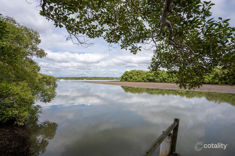 158 Moreton Tce, Beachmere, QLD 4510