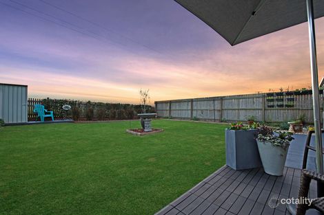 Property photo of 1/8 Smythe Drive Highfields QLD 4352