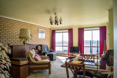 Property photo of 2/13 Kingsley Avenue Sandy Bay TAS 7005