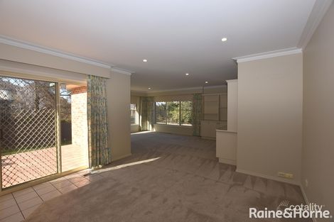 Property photo of 10 Burreburry Crescent Orange NSW 2800