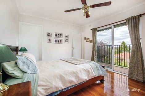 Property photo of 3 Hallows Street Glen Waverley VIC 3150