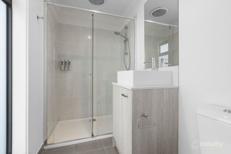 Property photo of 1 Bavadia Place Keysborough VIC 3173
