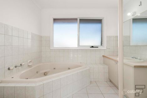 Property photo of 1/162 Kambrook Road Caulfield VIC 3162