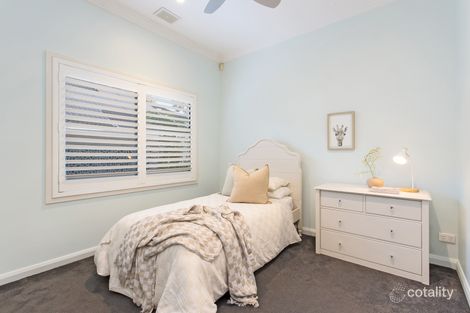 Property photo of 35 Phillips Crescent Mangerton NSW 2500