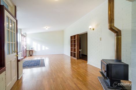 Property photo of 27 Connell Avenue Kelmscott WA 6111