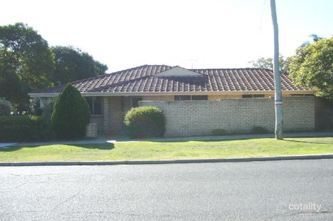 Property photo of 2 Davilak Crescent Como WA 6152