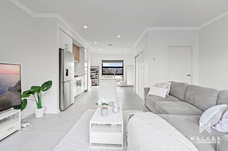 Property photo of 27 Zebra Way Cranbourne West VIC 3977