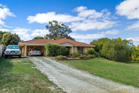 32 Whidby St, Orana, WA 6330