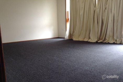 Property photo of 5 Plover Place Ingleburn NSW 2565