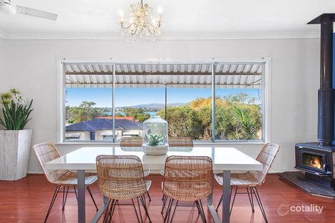 Property photo of 17 Nioka Avenue Point Clare NSW 2250