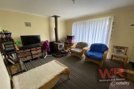 Property photo of 4 Vivian Crescent Lockyer WA 6330