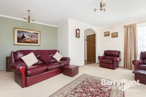 Property photo of 8 Amanda Court Keysborough VIC 3173