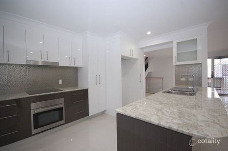 3/106 Dickenson St, Carina, QLD 4152