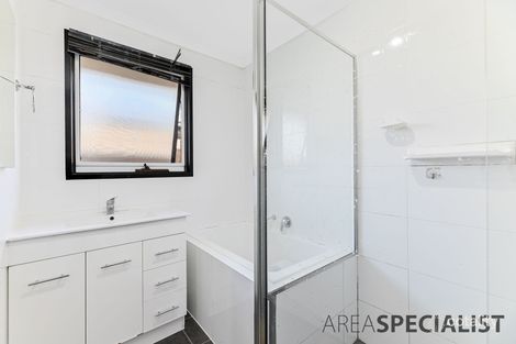 Property photo of 5 Curtis Court Cranbourne VIC 3977