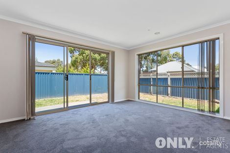 Property photo of 64 Shearwater Drive Pakenham VIC 3810