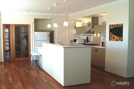 Property photo of 4 Chelsea Circuit Success WA 6164