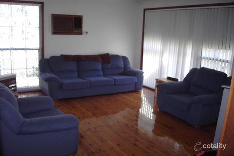 Property photo of 11 Aldwick Close Tarro NSW 2322