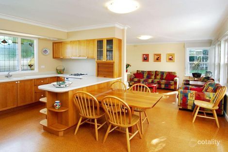 Property photo of 2 Lynden Street Camberwell VIC 3124
