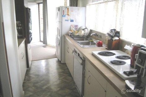 Property photo of 6 Yallambee Drive Kennington VIC 3550