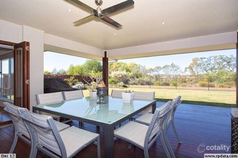 Property photo of 71 Sandheath Place Ningi QLD 4511