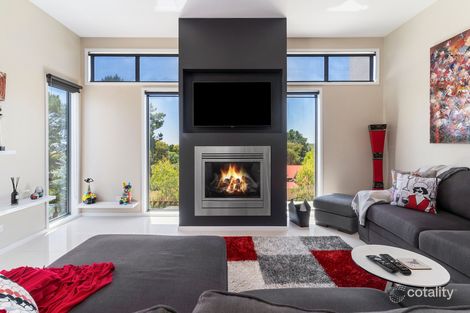 Property photo of 11 North Street Daylesford VIC 3460