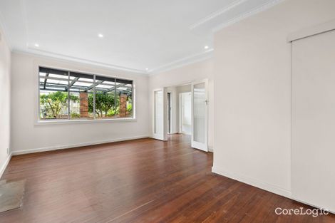 Property photo of 131 Ocean Street Narrabeen NSW 2101