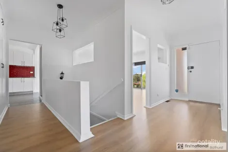 Property photo of 66 Boyd Street Kelso NSW 2795