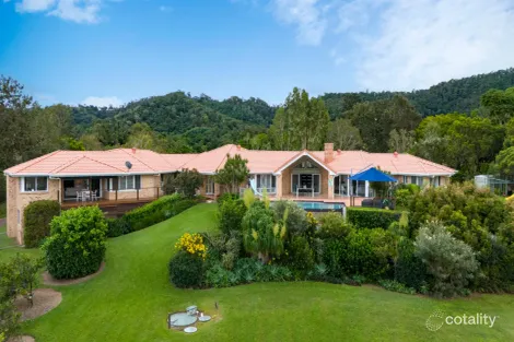 135 MOUNT O'REILLY RD, SAMFORD VALLEY, QLD 4520