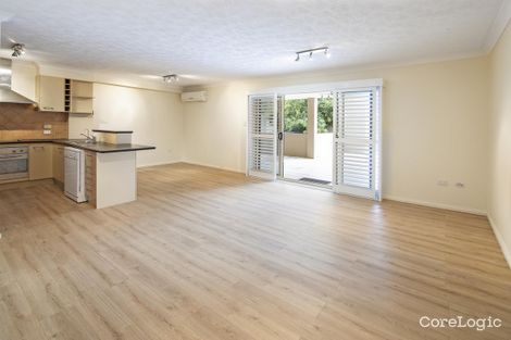 Property photo of 3/4 Bonney Avenue Clayfield QLD 4011