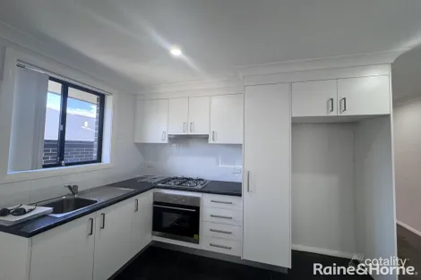 Property photo of 13A Stevenson Way Orange NSW 2800
