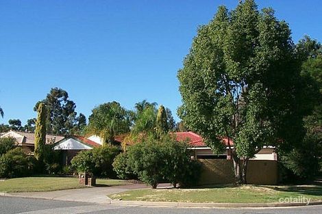 25 Parkview Dr, Ballajura, WA 6066