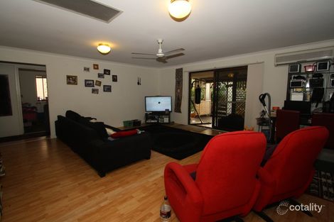 Property photo of 2/179 Turpin Road Labrador QLD 4215