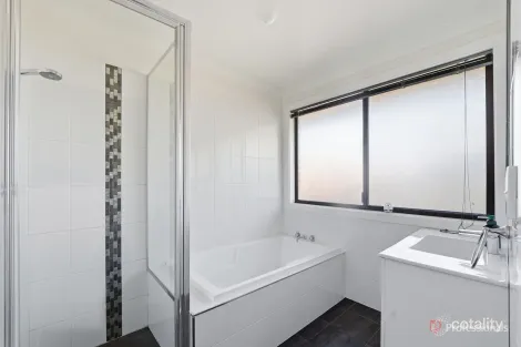 Property photo of 11 Northey Drive Armidale NSW 2350