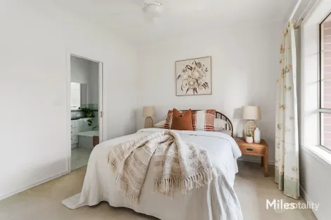 Property photo of 1/42 Linden Avenue Ivanhoe VIC 3079